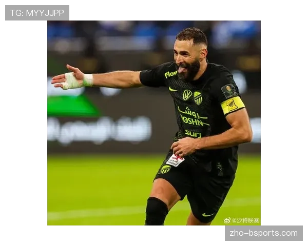 吉达联合沙王冠夺冠成就双冠王 本泽马决赛梅开二度